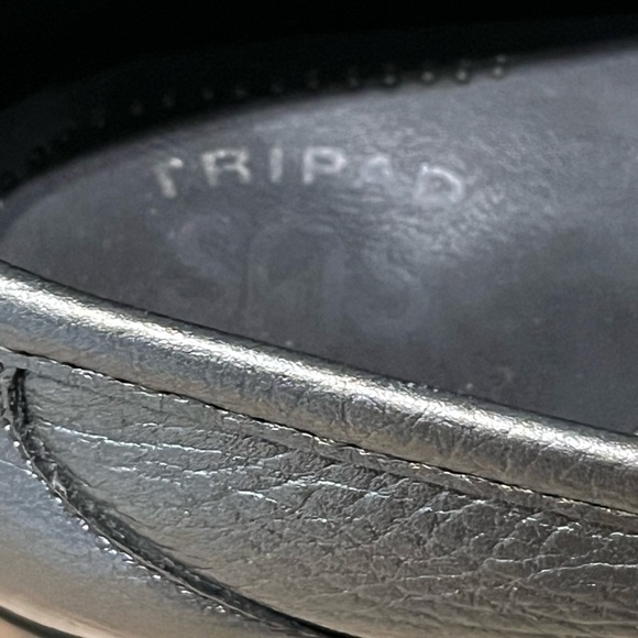 NWT SAS Silver Sparkle Tripad Comfort Cushioning Loafers Slip On Shoes - Picture 10 of 11